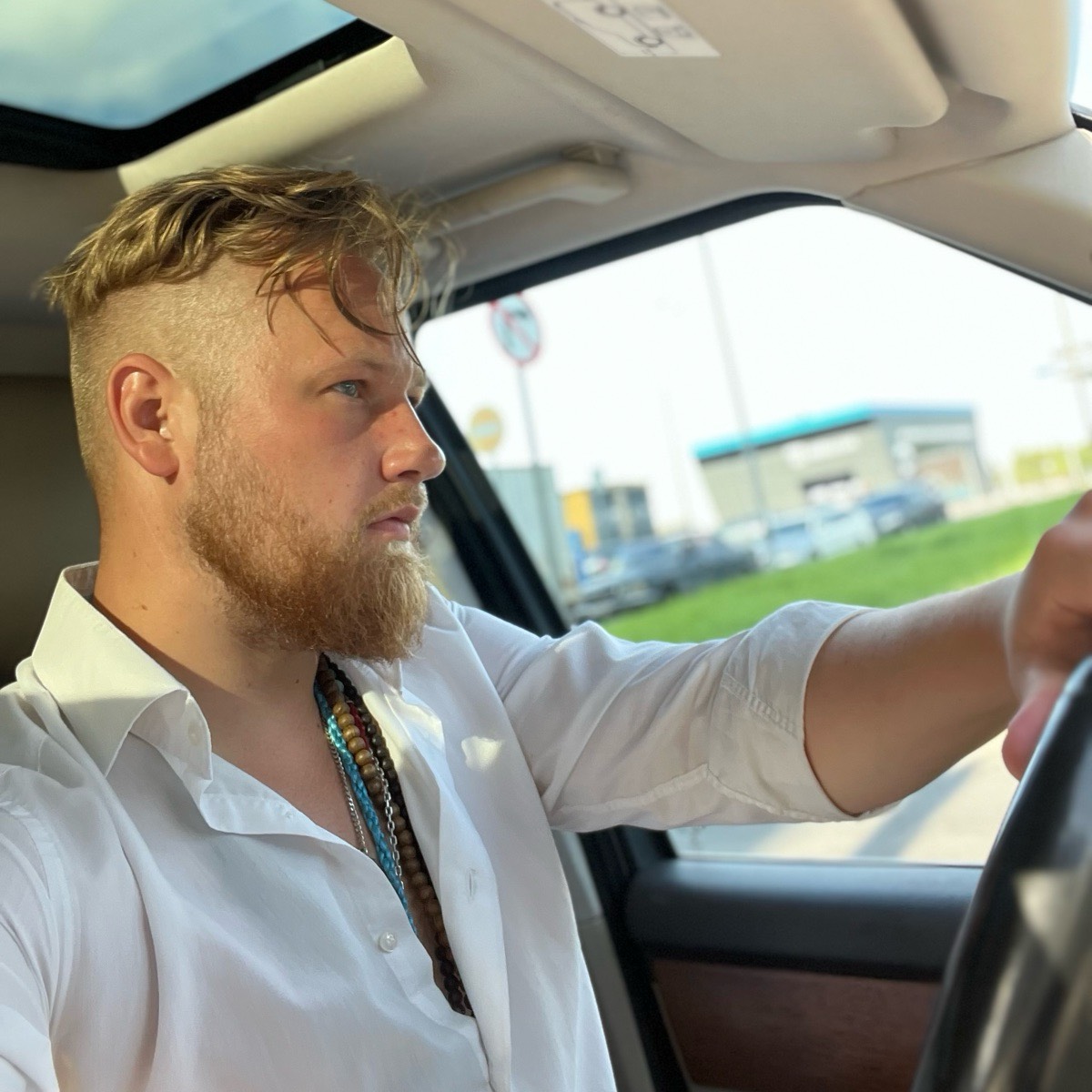 Артем Лукин | Сетка — социальная сеть от hh.ru