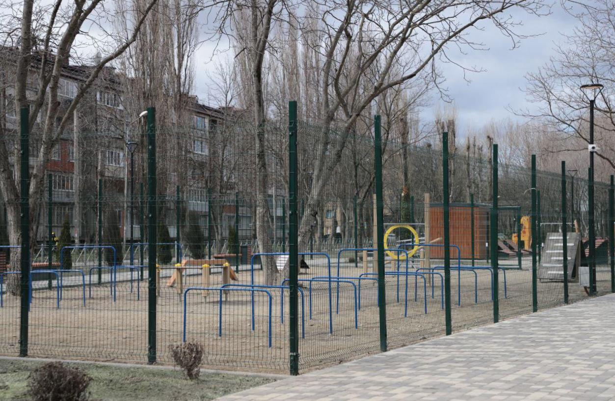 В поселке Свободы возле Пятигорска произошли ландшафтные изменения
Здесь завершилось благоустройство набережной и лесопарковой зоны. Их полностью обустроили для комфортных прогулок | Сетка — социальная сеть от hh.ru