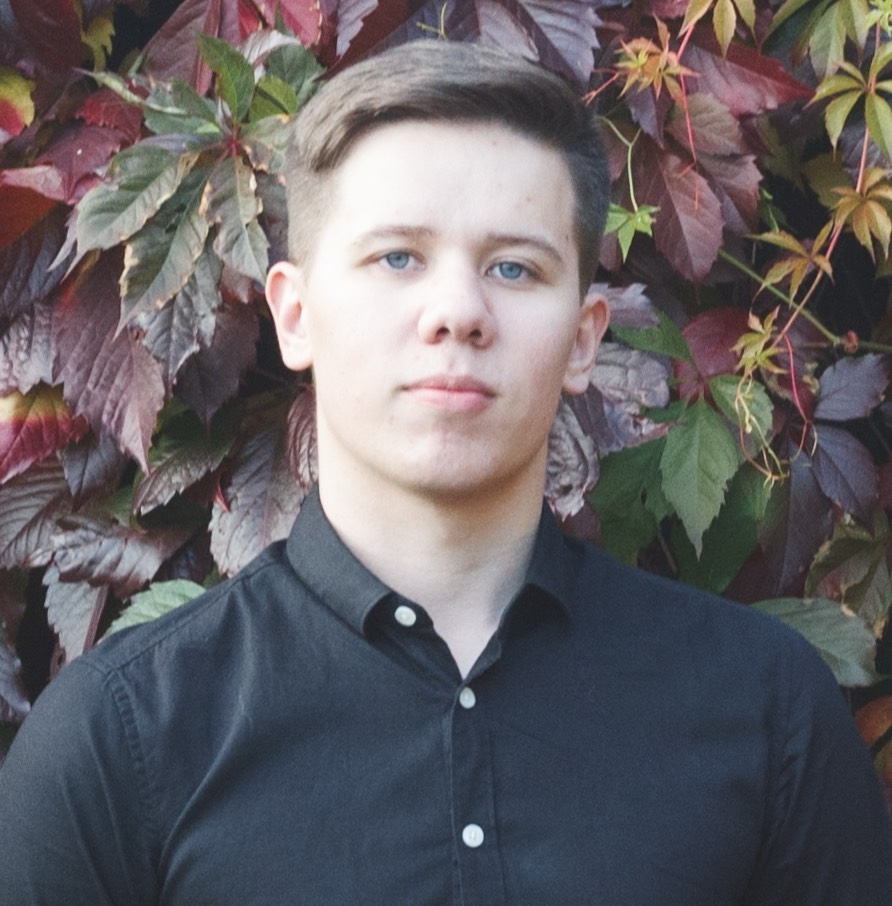 Denis Istomin | Сетка — социальная сеть от hh.ru