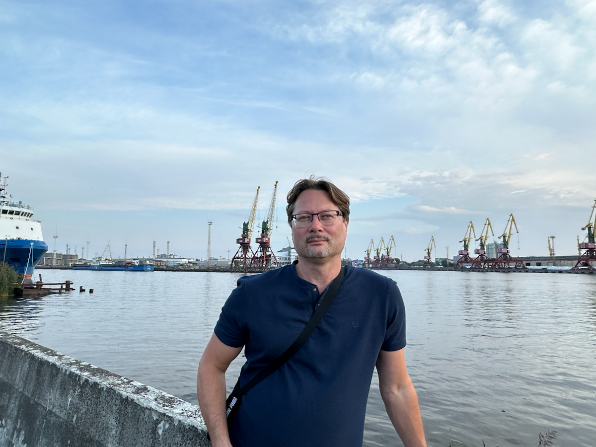 Недавно был на форуме металлопроизводителей и на на VI международном симпозиуме полимерных предприятий. Все было очень интересно и познавательно. Люди говорили о машинах | Сетка — социальная сеть от hh.ru