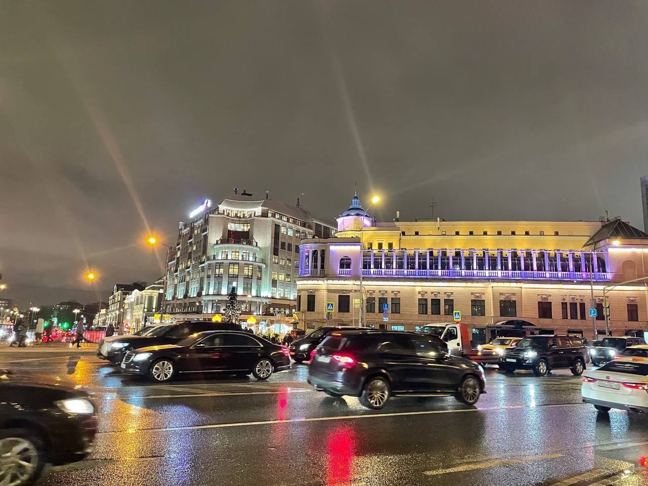 И самое интересное… Москва - еще праздничная! Входим в КНГ??? | Сетка — социальная сеть от hh.ru