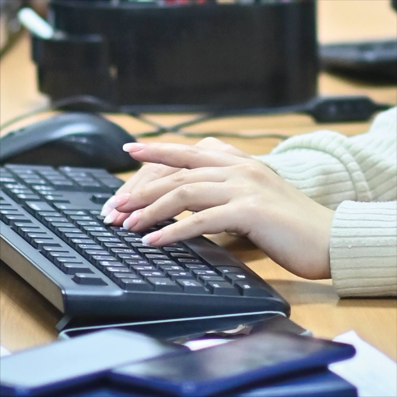 Компания «СЕНСУМ» – это лидер в области информационных технологий и информационных систем | Сетка — социальная сеть от hh.ru