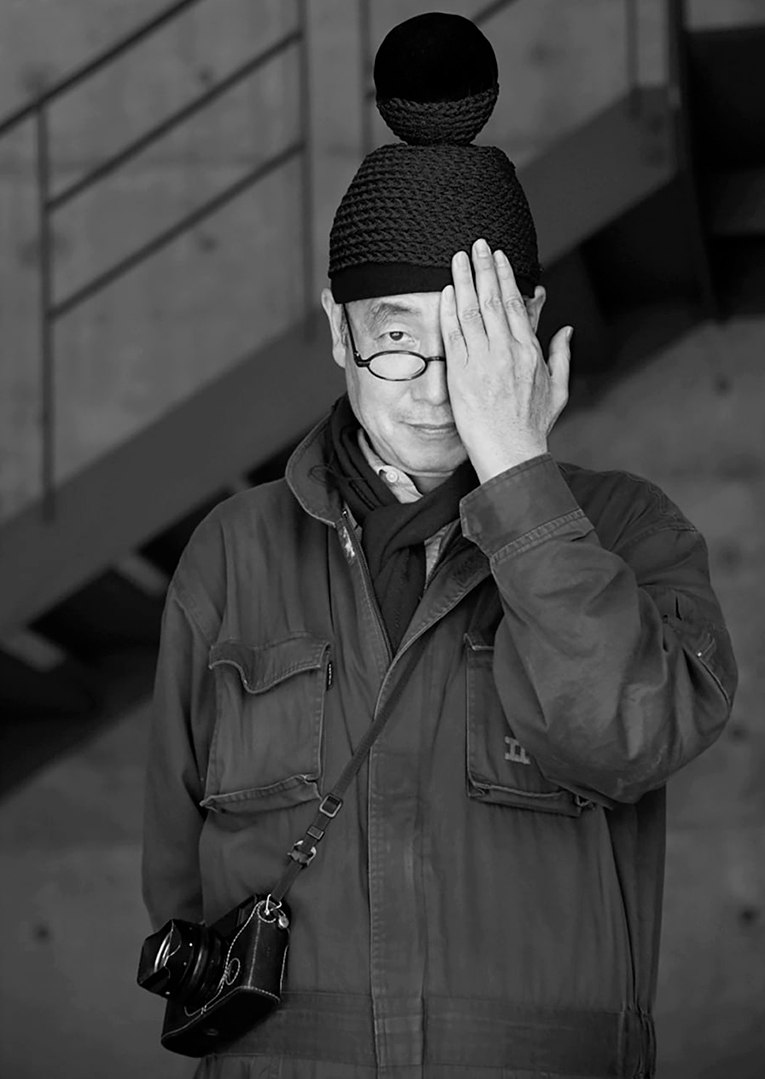 Собрал любимых корейских дизайнеров:
Ahn Sang-Soo
Hezin O
Chae Byungrok
Работы каждого стоит посмотреть и вдохновиться. | Сетка — социальная сеть от hh.ru