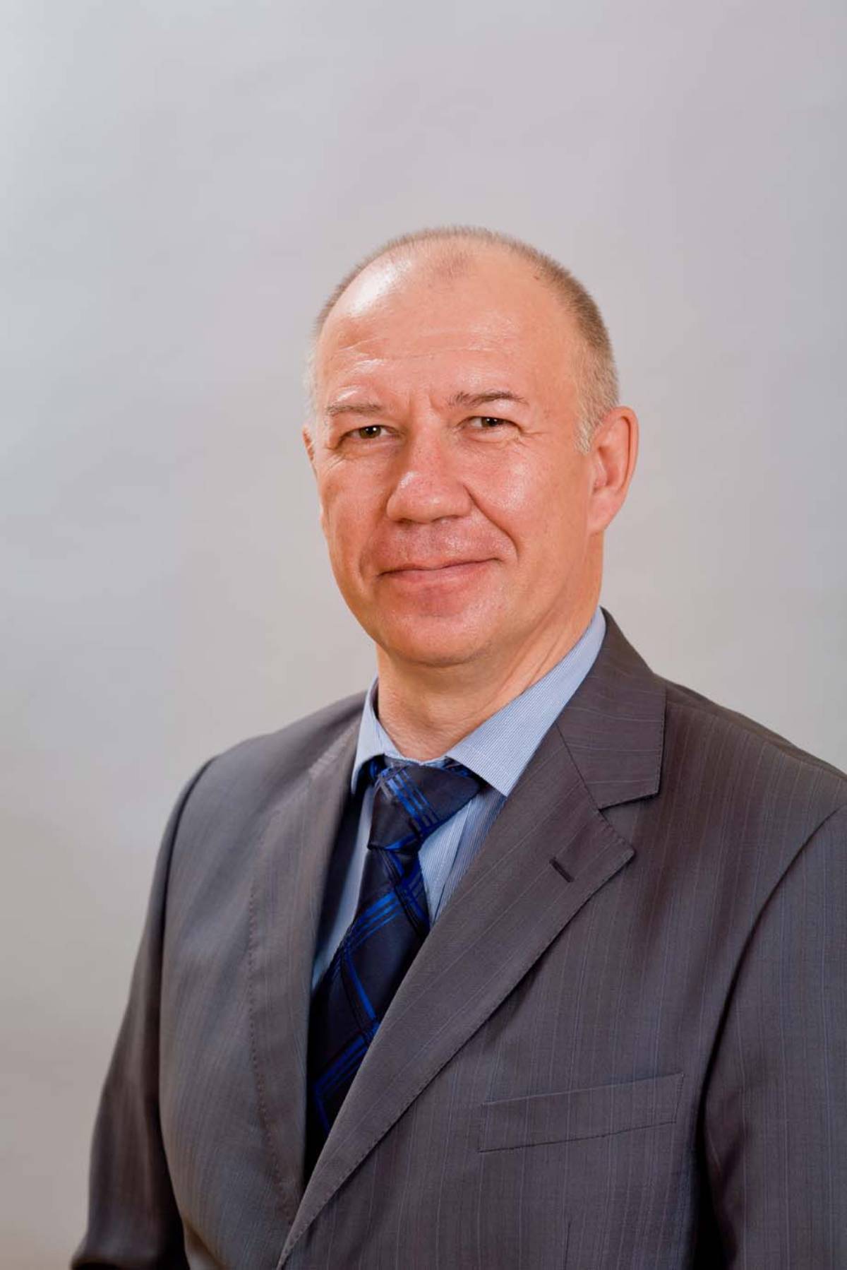 Олег Алешенков