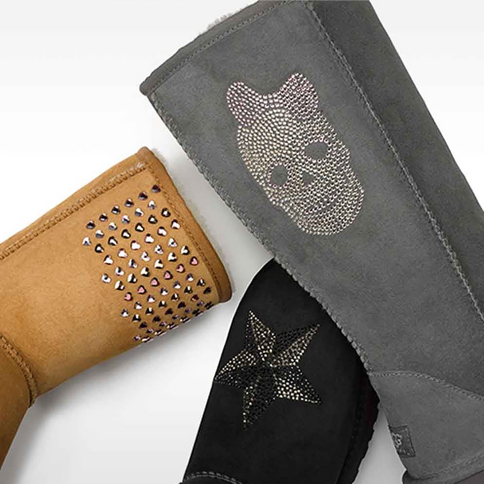 UGG 🇦🇺🇺🇸 Часть-2
⭐️ИЗВЕСТНОСТЬ и КОЛЛАБОРАЦИИ🎆
🔹В конце 80-х угги уже успели стать символом калифорнийского образа жизни | Сетка — социальная сеть от hh.ru