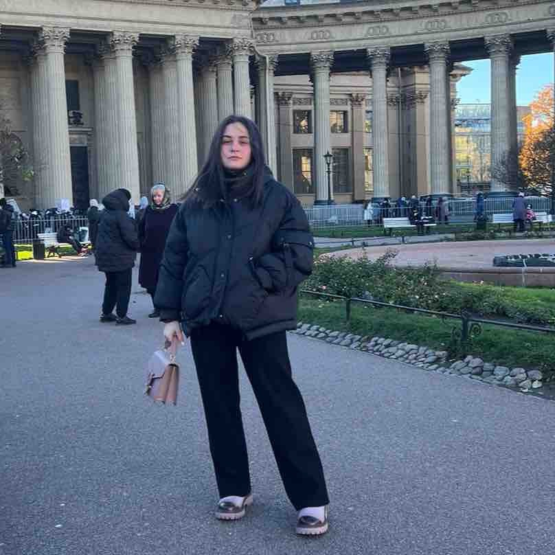 Юлия Любимова