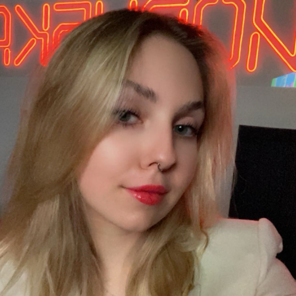 Арина Большакова | Сетка — социальная сеть от hh.ru