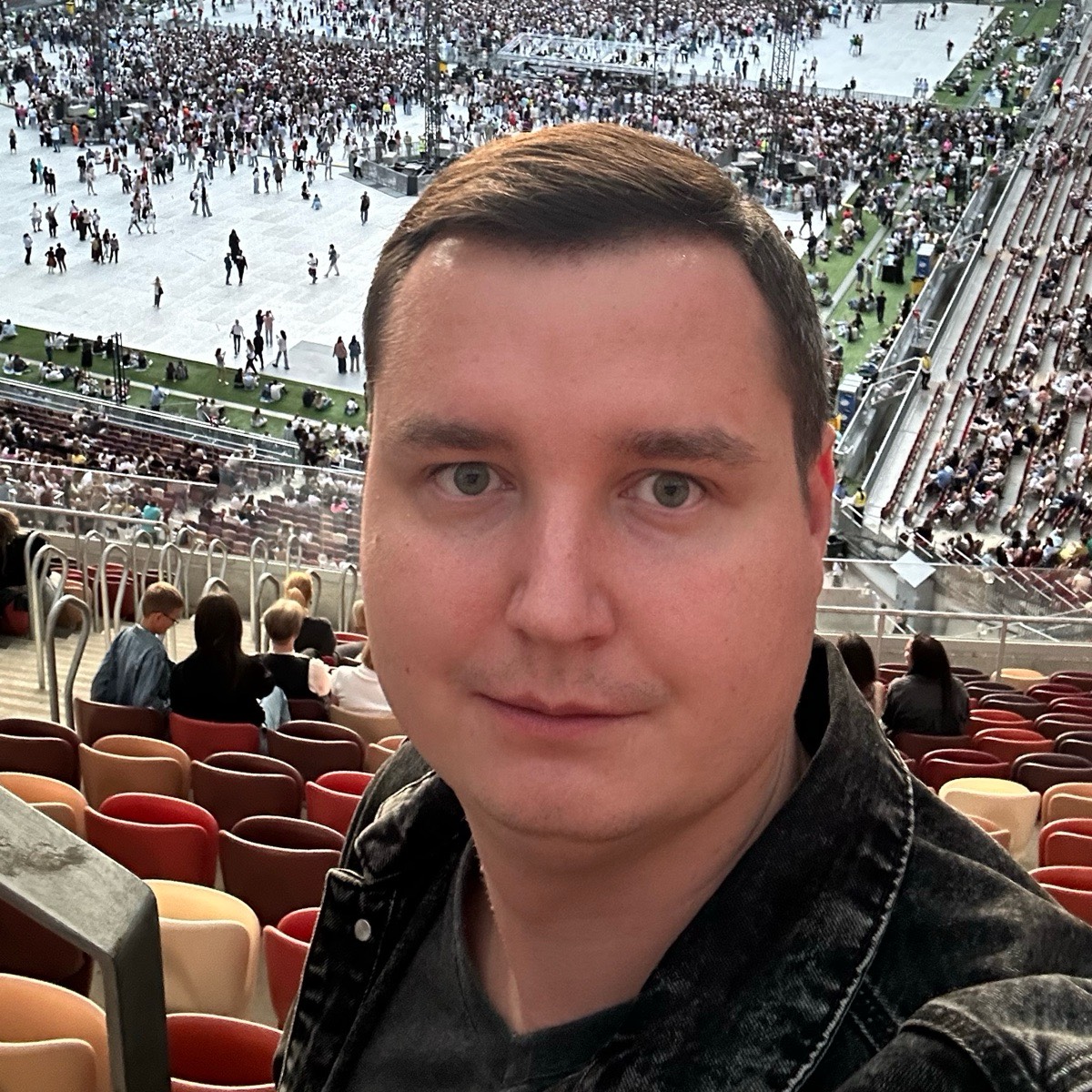 Олег Савельев