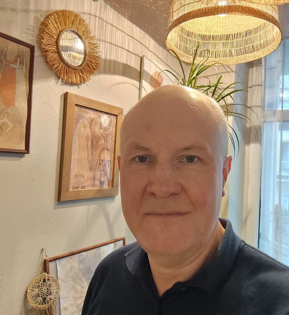 Что я создам нового сегодня  
Сегодня утром меня осенило: вместо того чтобы жаловаться на обстоятельства или на мир вокруг, я решил начать свой день с вопроса: "Что нового я могу создать сегодня?"  
К... | Сетка — социальная сеть от hh.ru