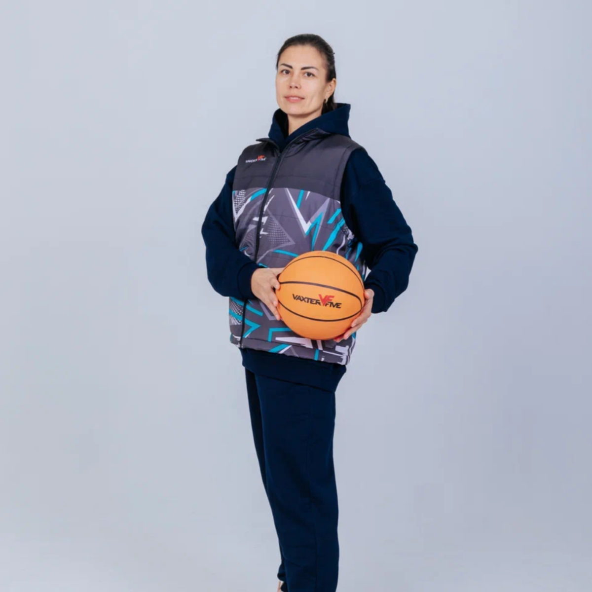 🔥 Стильная жилетка Vaxter Five: Тепло и комфорт на тренировках! 🔥
Забудь о холоде во время тренировок! Жилетка Vaxter Five с технологией сублимации — это идеальное решение для активного отдыха в холод... | Сетка — социальная сеть от hh.ru