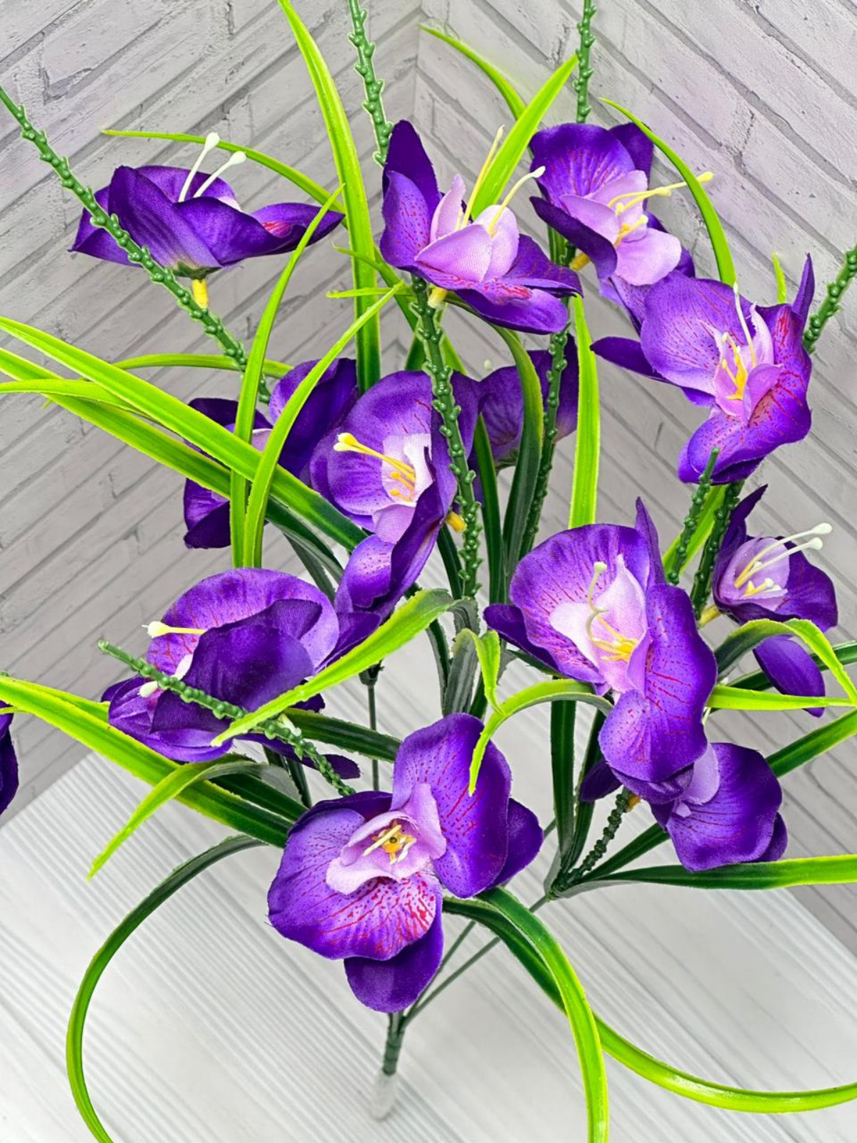 💐УПАКОВКА:70₽*40шт=2800₽                     
💐в упаковке разные цвет !                   
💐размер :60-см                         
 💐1 букет :14-голов                        
💐Живое фото !!!! 
Салют 3 | Сетка — социальная сеть от hh.ru