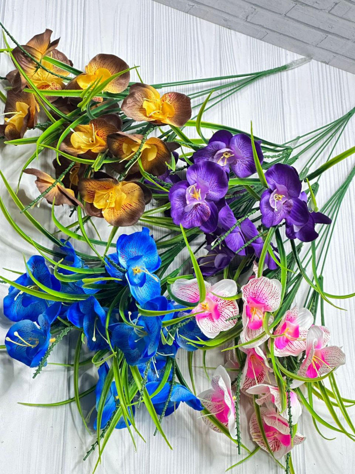 💐УПАКОВКА:70₽*40шт=2800₽                     
💐в упаковке разные цвет !                   
💐размер :60-см                         
 💐1 букет :14-голов                        
💐Живое фото !!!! 
Салют 3 | Сетка — социальная сеть от hh.ru