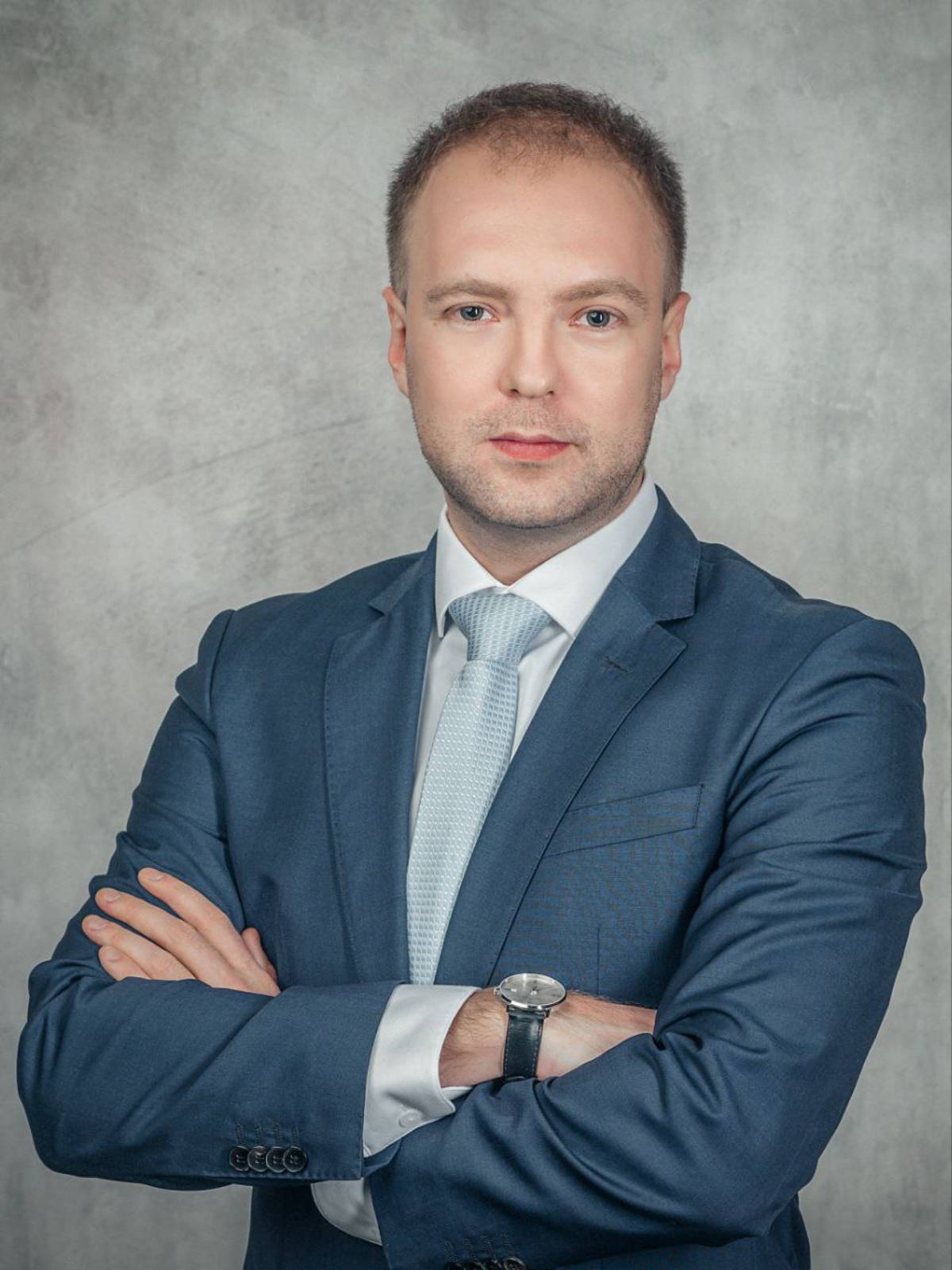 Илья Шкипeрoв
