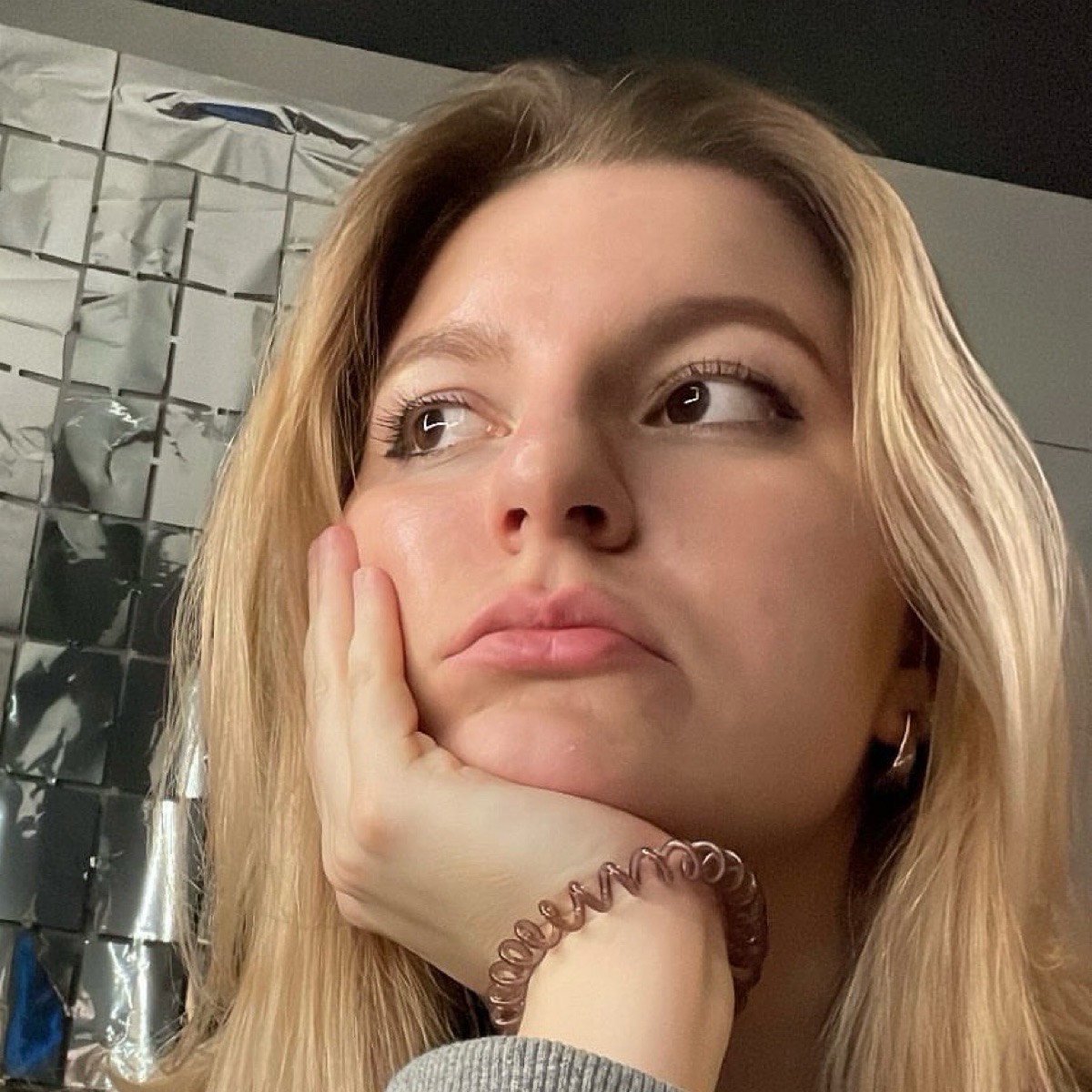 Anna Gazaryan | Сетка — социальная сеть от hh.ru