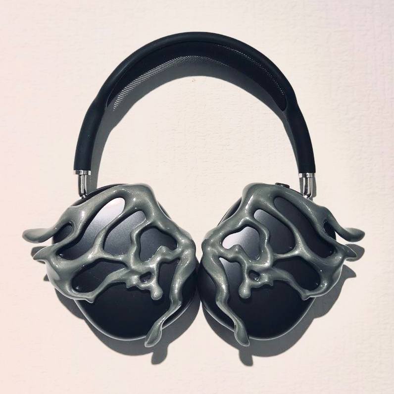 Накладки на AirPods Max 🦋
Материал: Пластик
Крепятся на наушники без магнитов/скотча/клея
Отлично держатся на наушниках, при этом легко снимаются
Стоимость: 1500 рублей + доставка
Купить | Сетка — социальная сеть от hh.ru