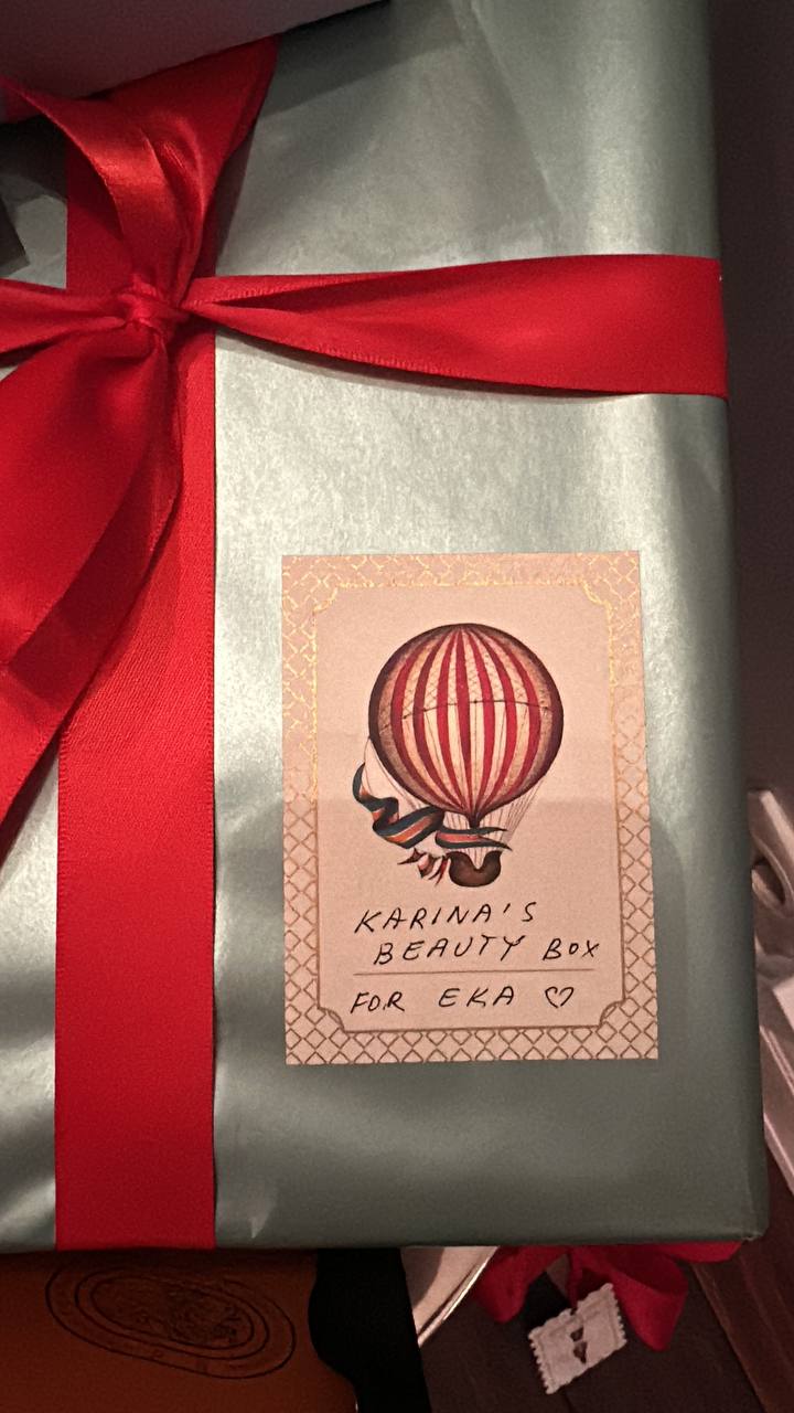 Я не понимаю как мне рассказать об очень крутых продуктах для лица взрослым дамам, а поделиться - прямо протирает | Сетка — социальная сеть от hh.ru
