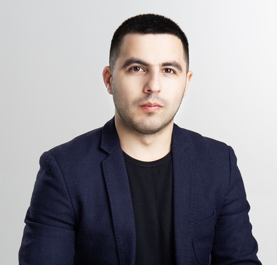 Артур Бениаминян | Сетка — социальная сеть от hh.ru