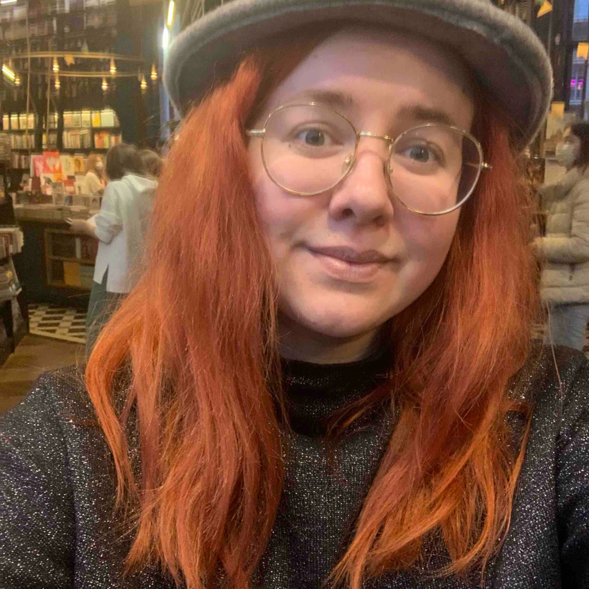 Ксения Власова | Сетка — социальная сеть от hh.ru