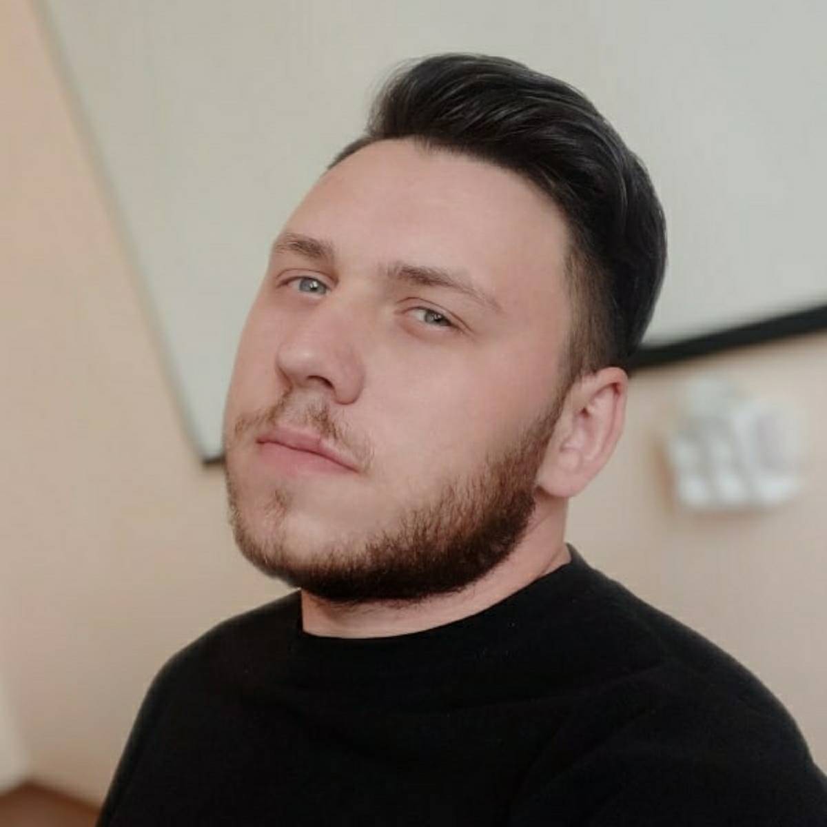 Андрей Корниенко