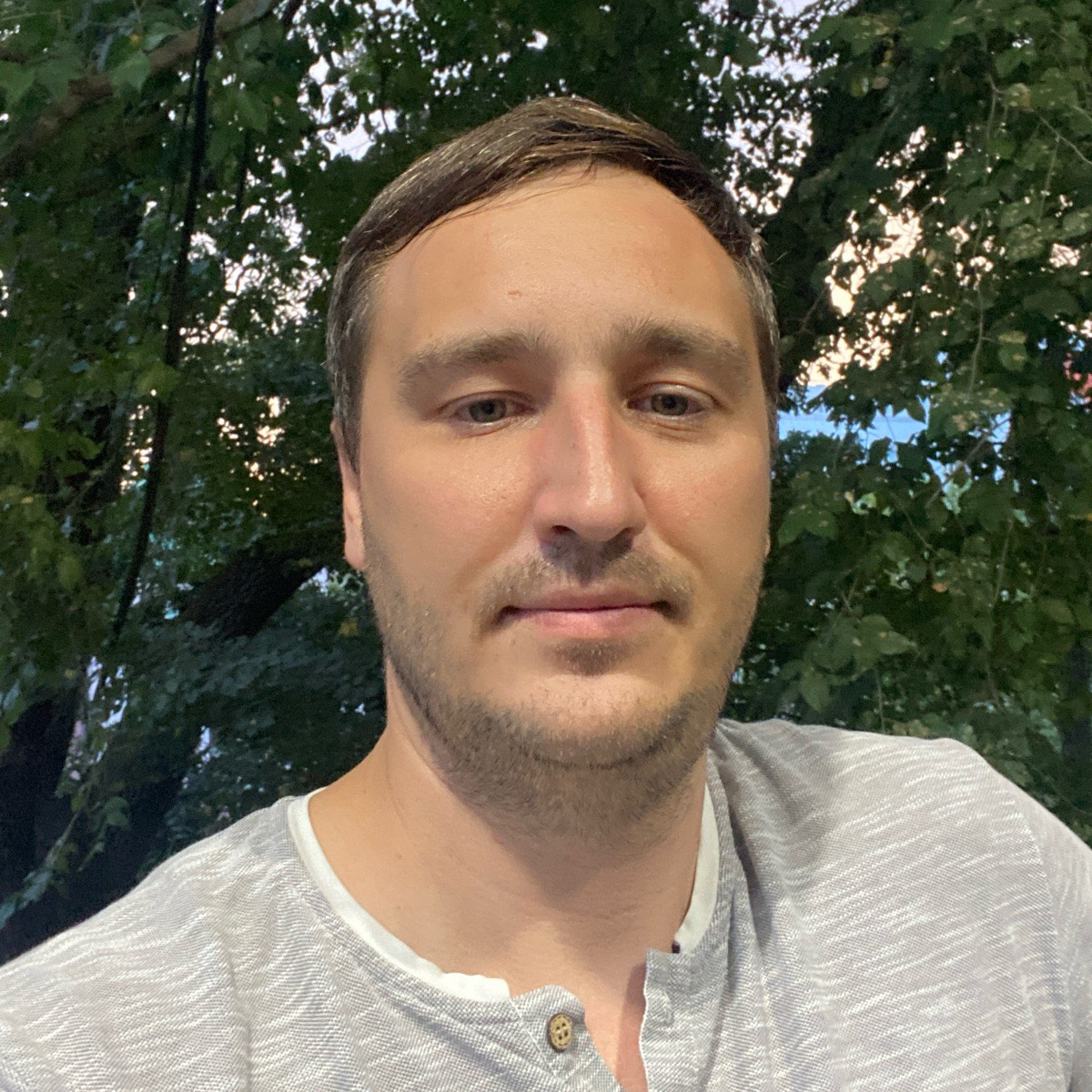 Александр Безуглов