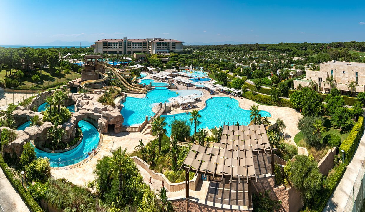🌴 Добро пожаловать в Regnum Carya, расположенный в живописном Белеке, Турция! 🌞 Этот отель привлекает гостей роскошными номерами, изысканной кухней и потрясающей территорией с белоснежным пляжем | Сетка — социальная сеть от hh.ru