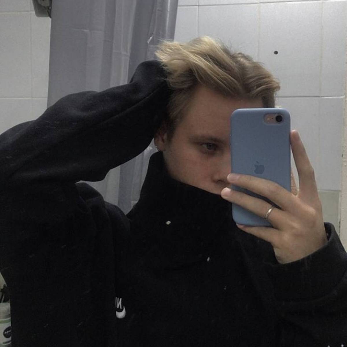 Артем Рождественский