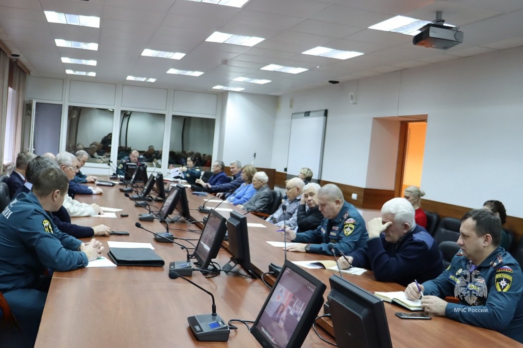 24 января 2025 года в институте прошло очередное заседание Научно-технического совета (НТС). В рамках повестки члены НТС рассмотрели вопросы:
1 | Сетка — социальная сеть от hh.ru