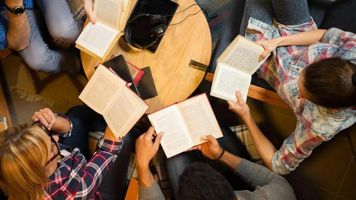 Спад интереса к сайтам знакомств | Сетка — социальная сеть от hh.ru