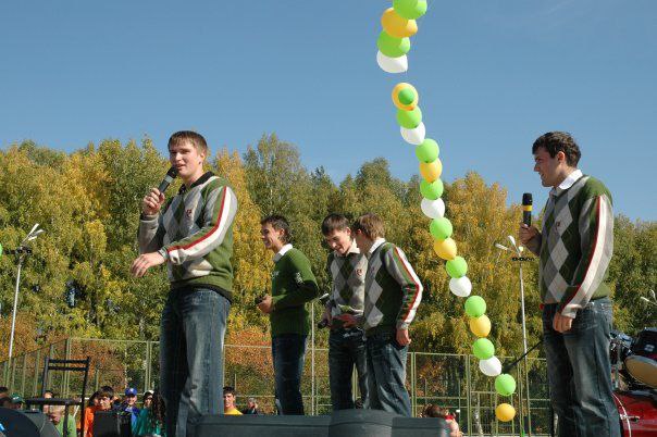 Еш богатых
31 августа 2005 года мне не спалось. Видимо сказывалось волнение от новой студенческой жизни | Сетка — социальная сеть от hh.ru