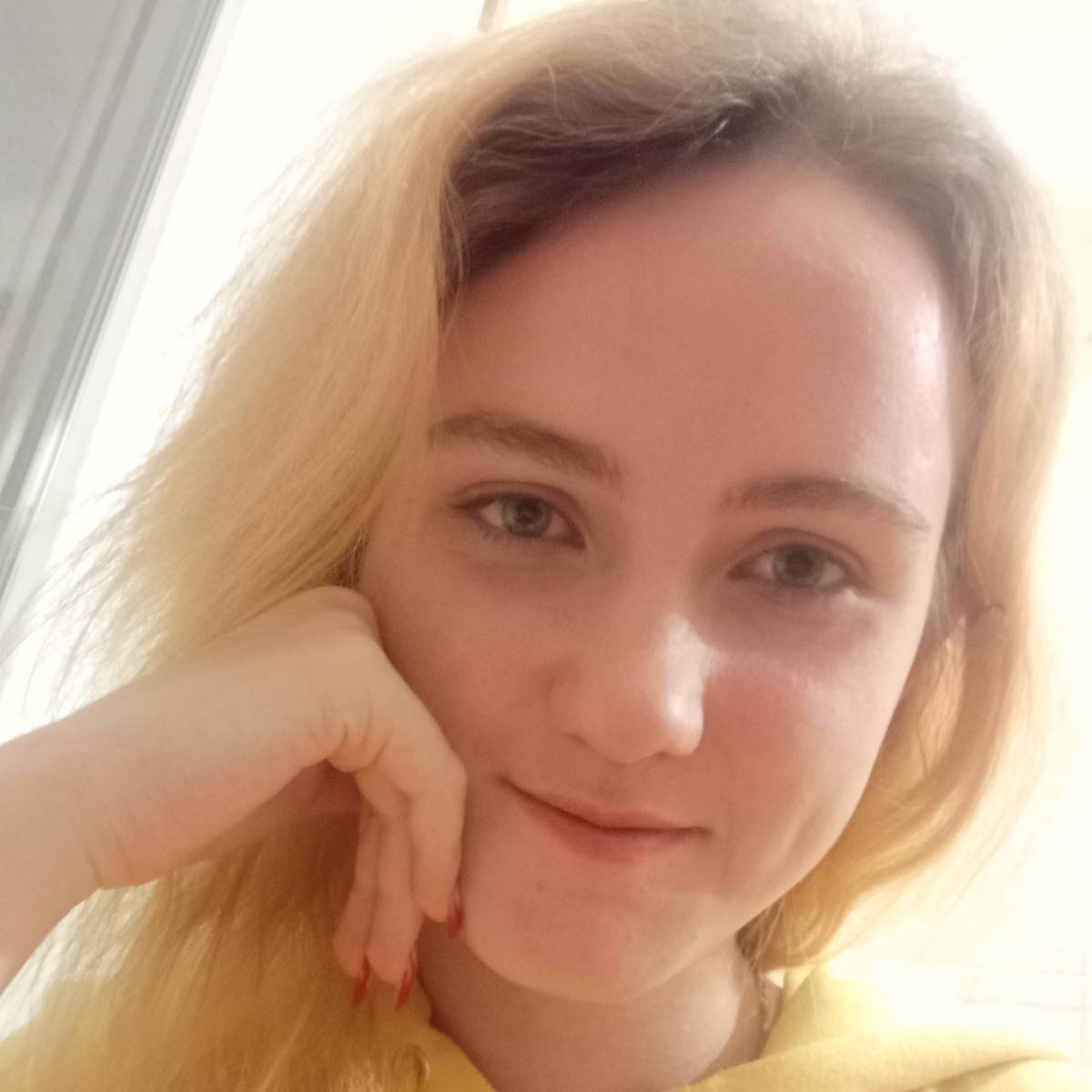 Оля Некурящева