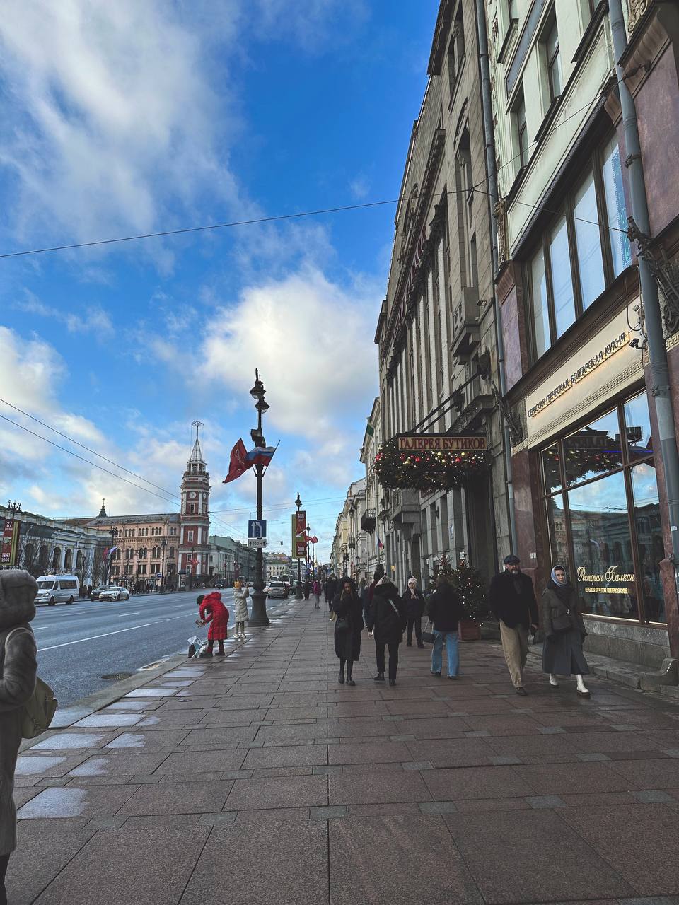 Немного фоточек из Питера 💙 2 с половиной года не была здесь, соскучилась 🫶 | Сетка — социальная сеть от hh.ru
