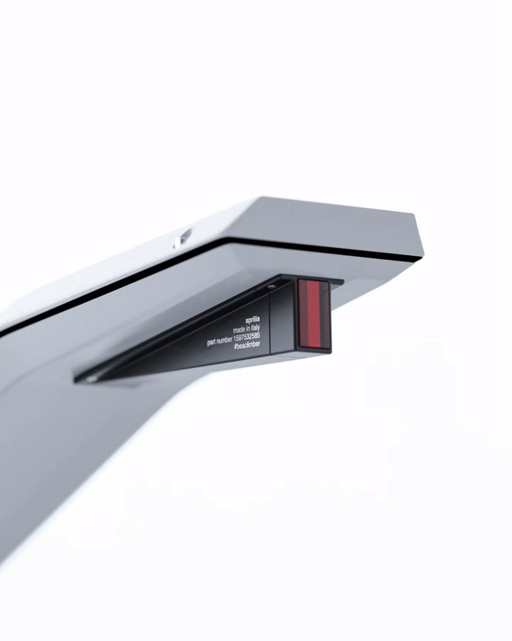 Aprilia E-Climber
Электромотоцикл.
@ Henrique Alves
#transport #style | Сетка — социальная сеть от hh.ru