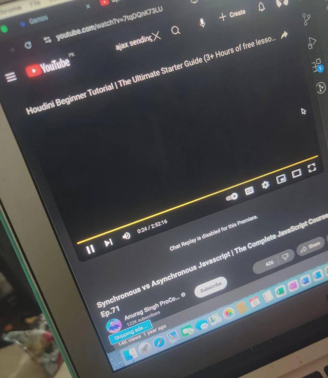 Youtube решил бороться с пользователями Adblock радикальными методами. Теперь для таких пользователей показывают рекламу, которая длиться 3 часа и её нельзя пропустить | Сетка — социальная сеть от hh.ru