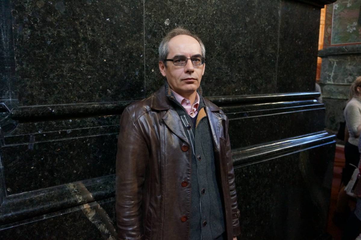 Александр Ватолин