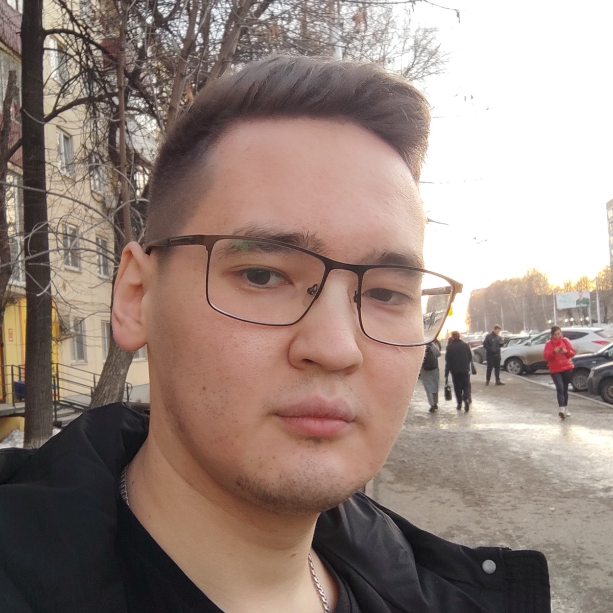 Азамат Усманов