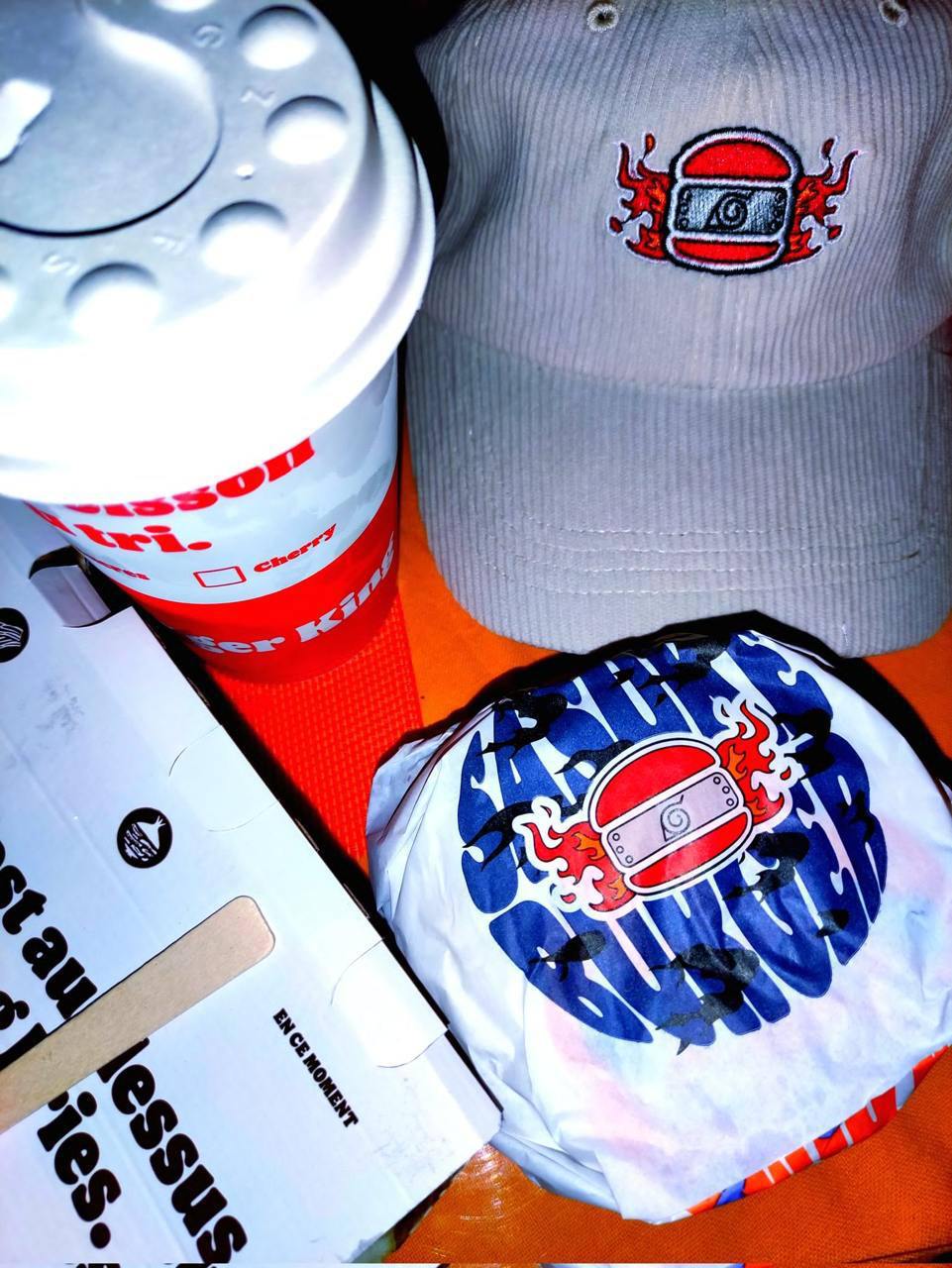 Внезапная коллаборация: Burger King Франция запартнерились с «Наруто».
В рамках сотрудничества выпустили два бургера – «Наруто» и «Саске» | Сетка — социальная сеть от hh.ru
