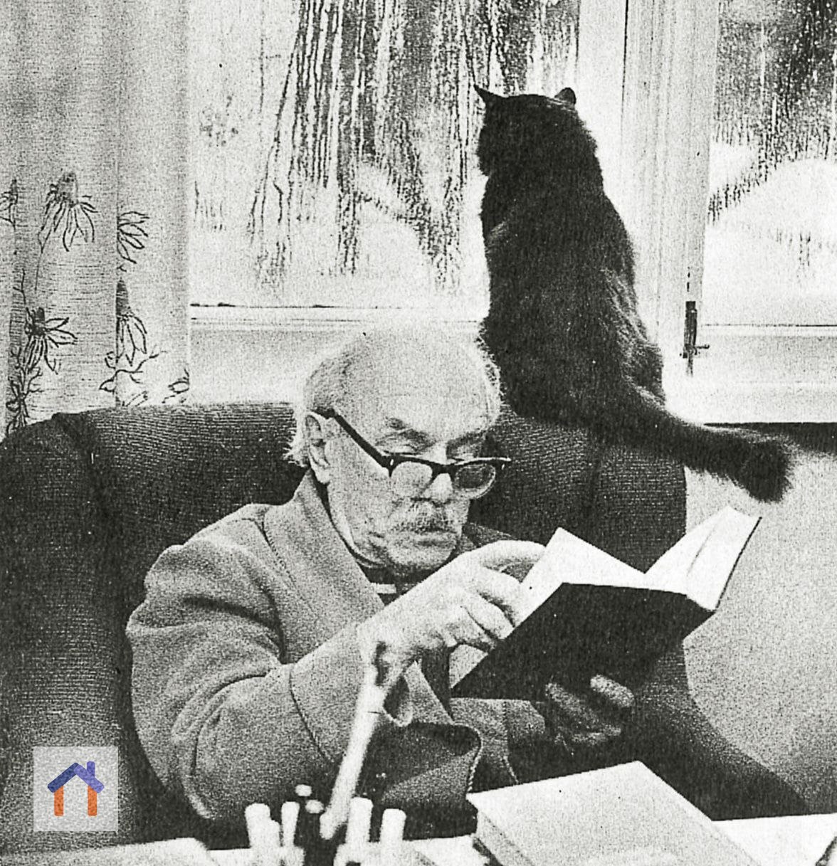 Давид Самойлов, "Каким должен быть типовой мужчина":
1. Рост.
От 170 см и выше. Или карлик.
2. Масть.
Блондины лысеют позже, но вяловаты.
3. Возраст.
От 1 курса до 1 инфаркта.
4. Семейное положение | Сетка — социальная сеть от hh.ru