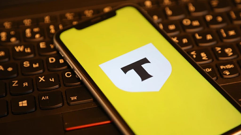 Т-банк перешёл на российскую платформу сертификации от Safetech
Т-банк стал первым крупным российским банком, отказавшимся от центра сертификации Microsoft | Сетка — социальная сеть от hh.ru