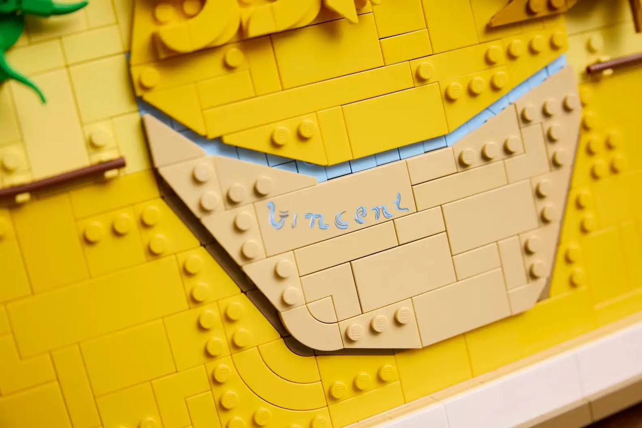 Оп, Lego добрались до Ван Гога и его картины «Подсолнухи». С 1 марта обещают выпустить набор на 2615 деталей за 200 евро (20 тысяч рублей) | Сетка — социальная сеть от hh.ru