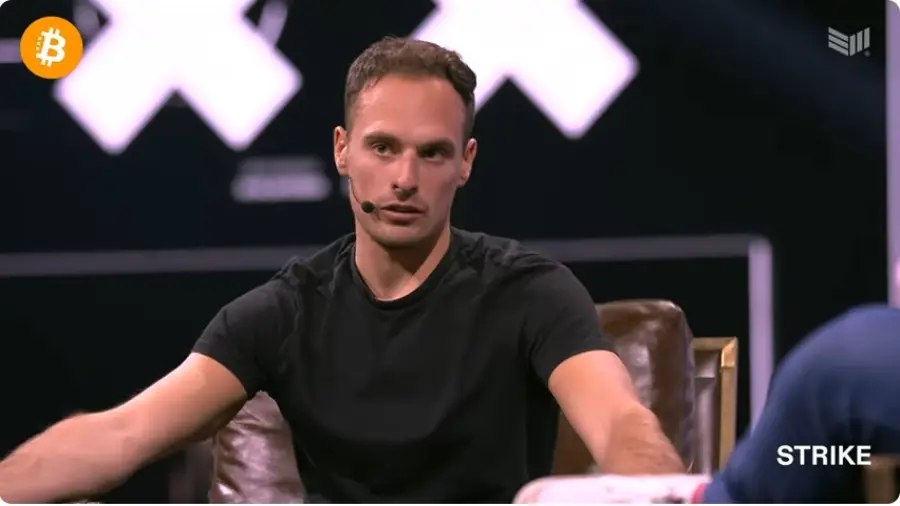 Джеймс Ван Стратен: Большое количество долларов хорошо влияет на биткоин | Сетка — социальная сеть от hh.ru