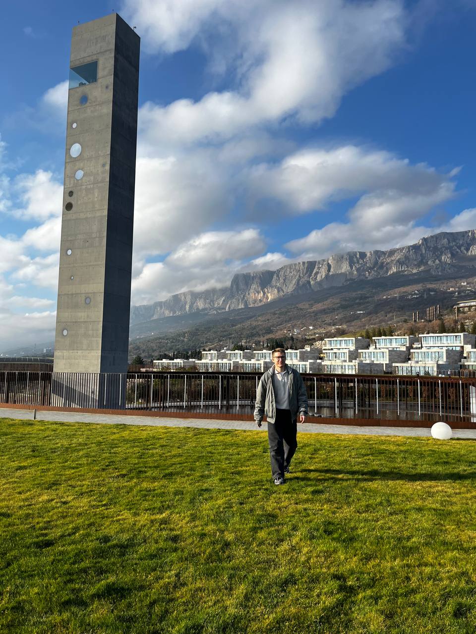 Слова, которые до 2024 я не использовал в разговоре 👇

собъемся
pip
трайб
area
дейли
bff

Собъемся вообще интересное слово) 
А у вас какие новые слова?🤔
Пишите в комментарий или если лень, то ставь — ... | Сетка — социальная сеть от hh.ru