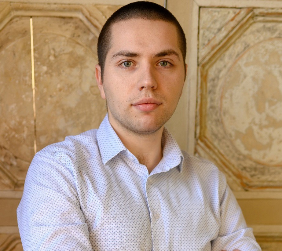 Юрий Гарин | Сетка — социальная сеть от hh.ru