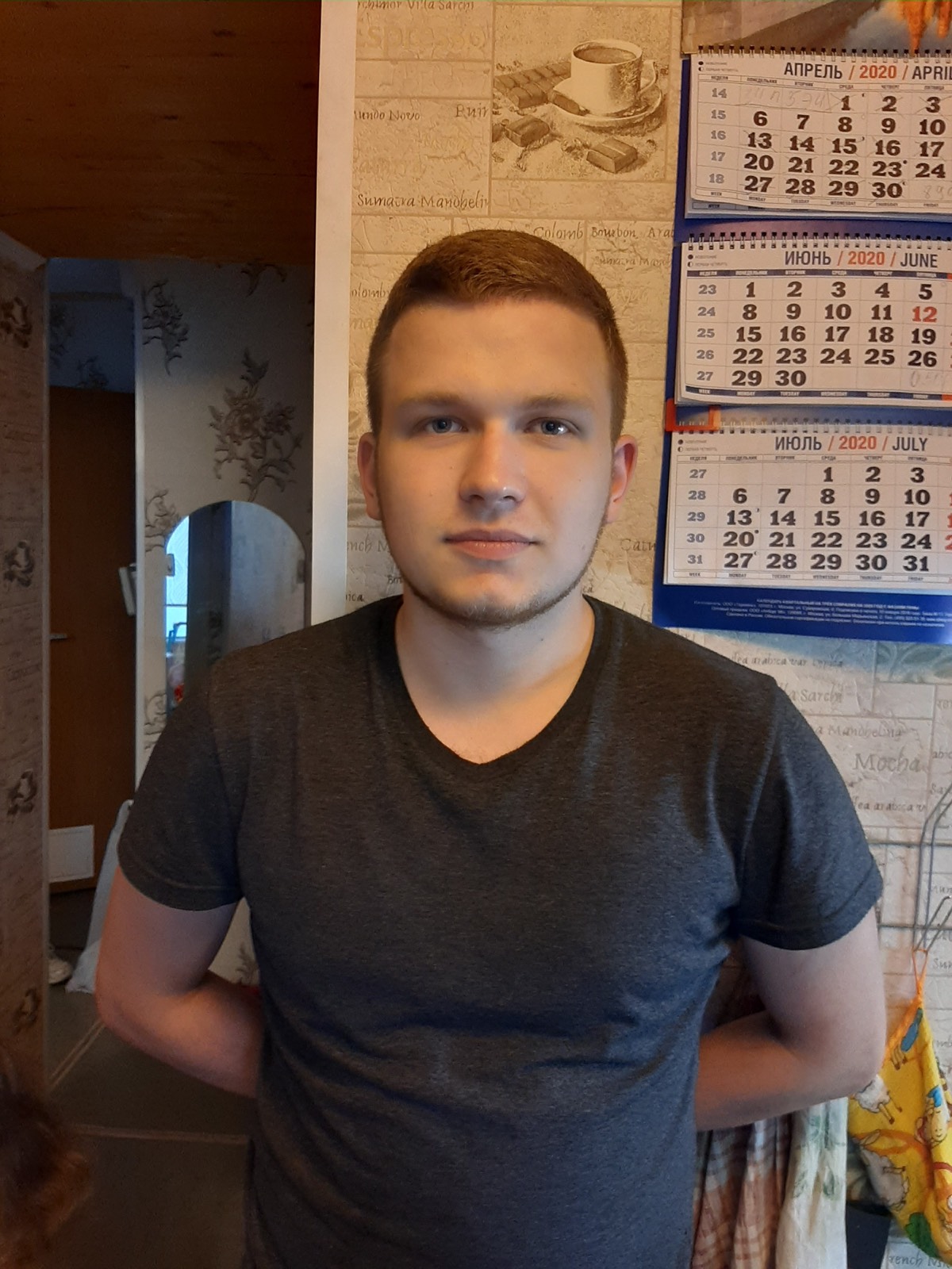 Виктор Платонов
