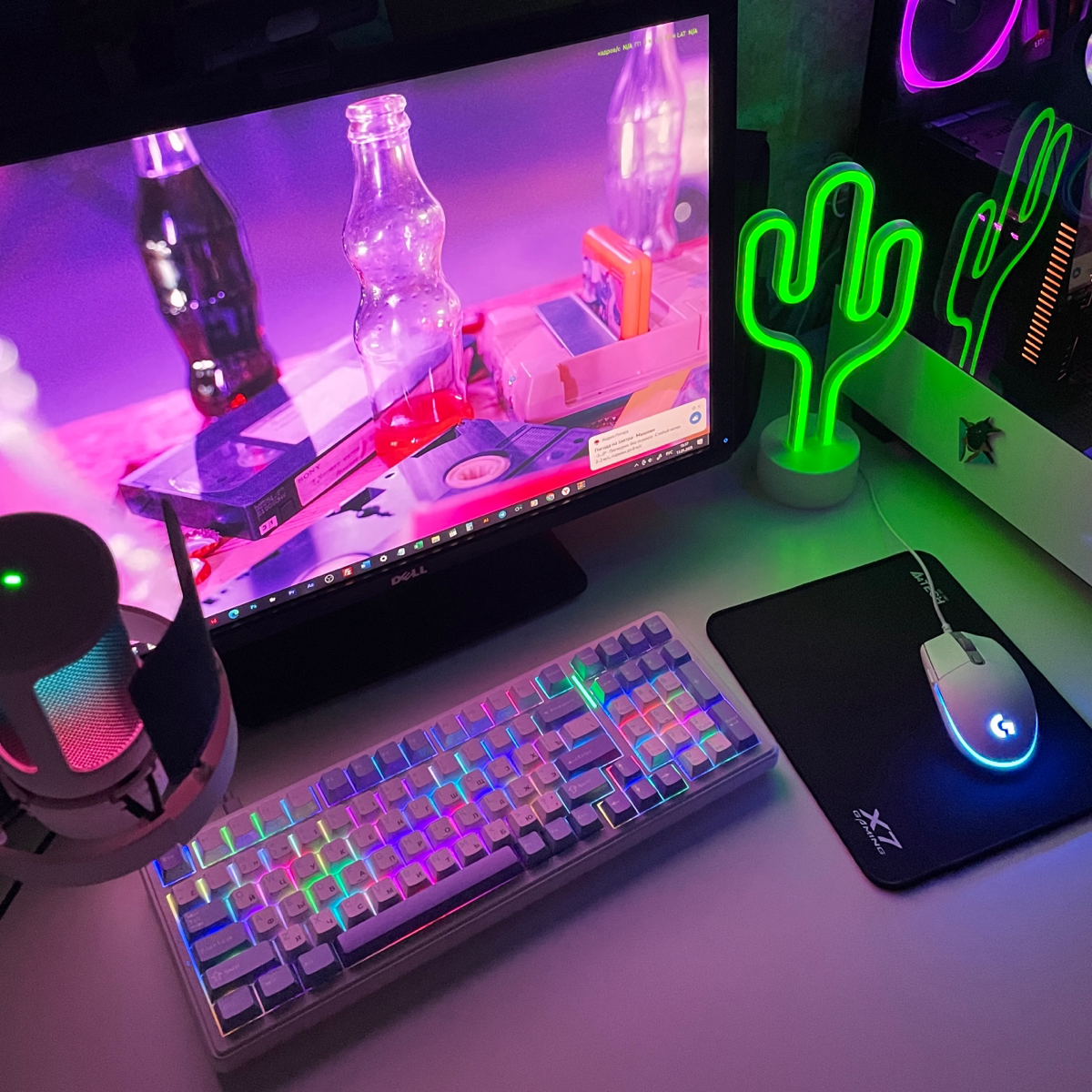 Привет, меня зовут Любовь. Я motion designer.
В сфере анимации с 2020 года.
Сейчас в поиске работы фуллтайм удаленно.
Создаю самостоятельно полноценные моушн ролики | Сетка — социальная сеть от hh.ru