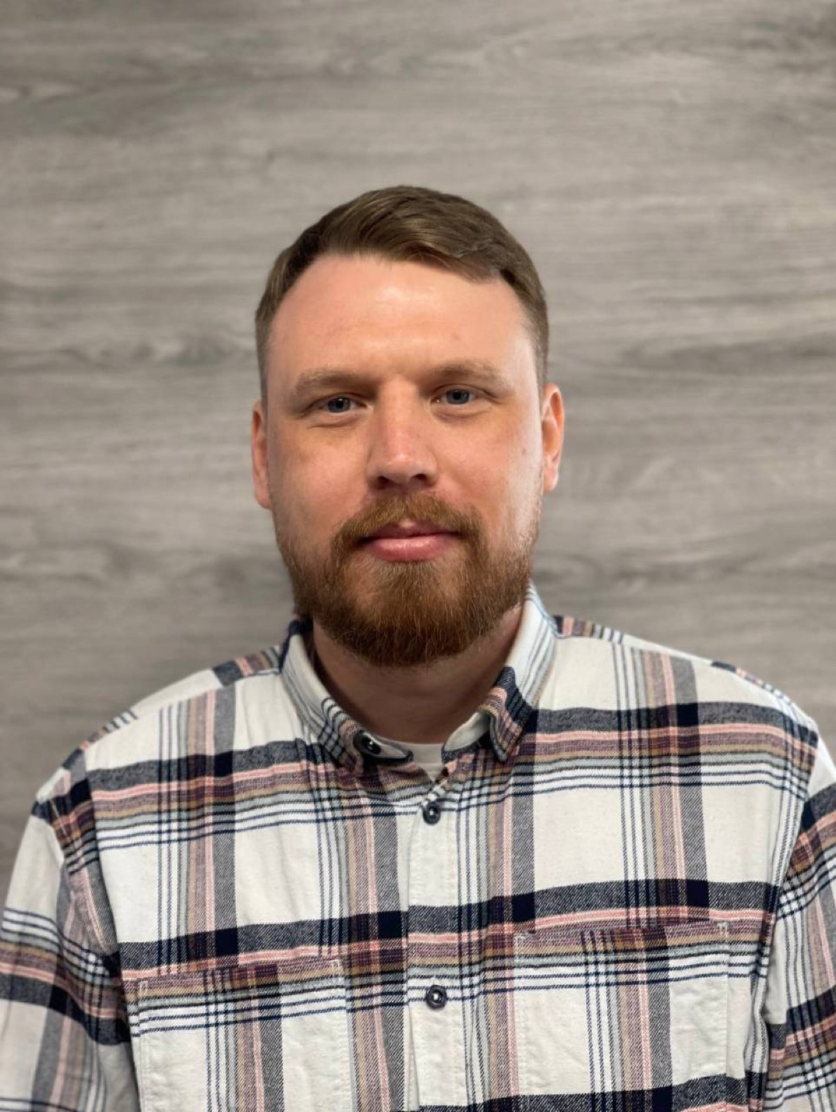 Борис Исаев