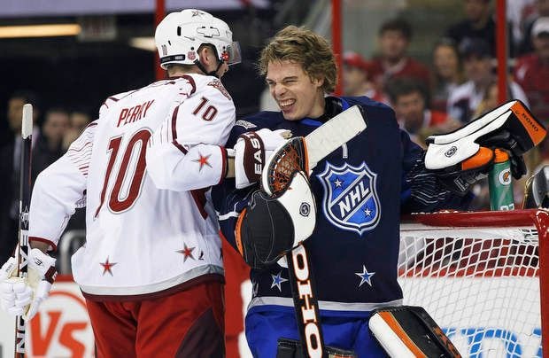 ⭐️ Кори Перри и Йонас Хиллер на Матче звёзд
30 января 2011 год
⤵️
Чат
#nhl #нхл #былтакойхоккей | Сетка — социальная сеть от hh.ru