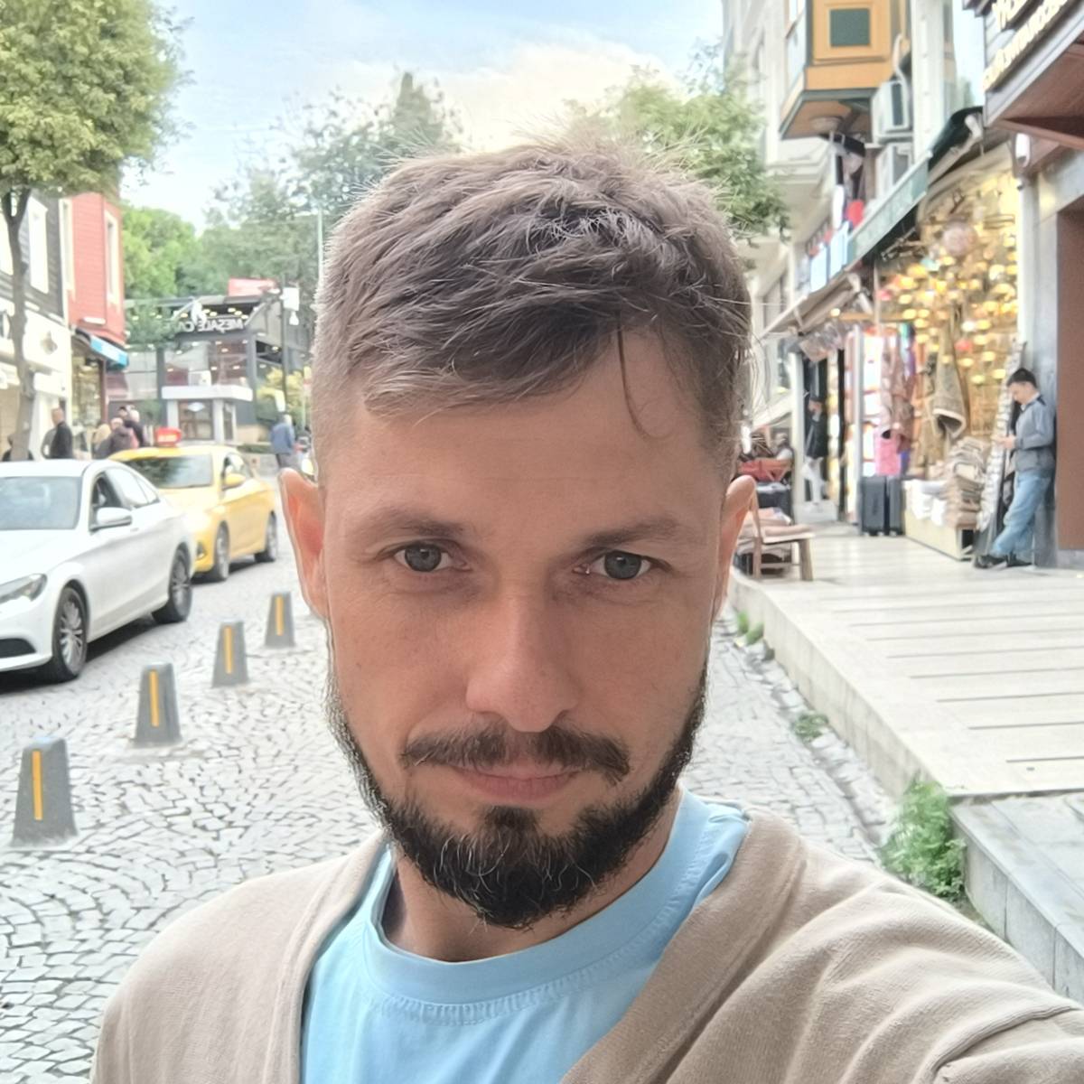 Александр Ерофеев