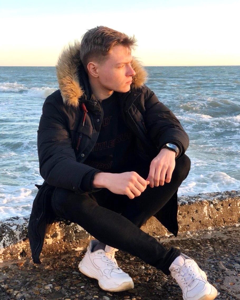 Владислав Савинов | Сетка — социальная сеть от hh.ru