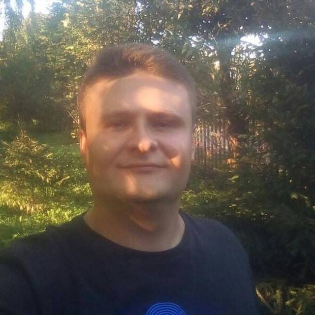 Александр Халяпов