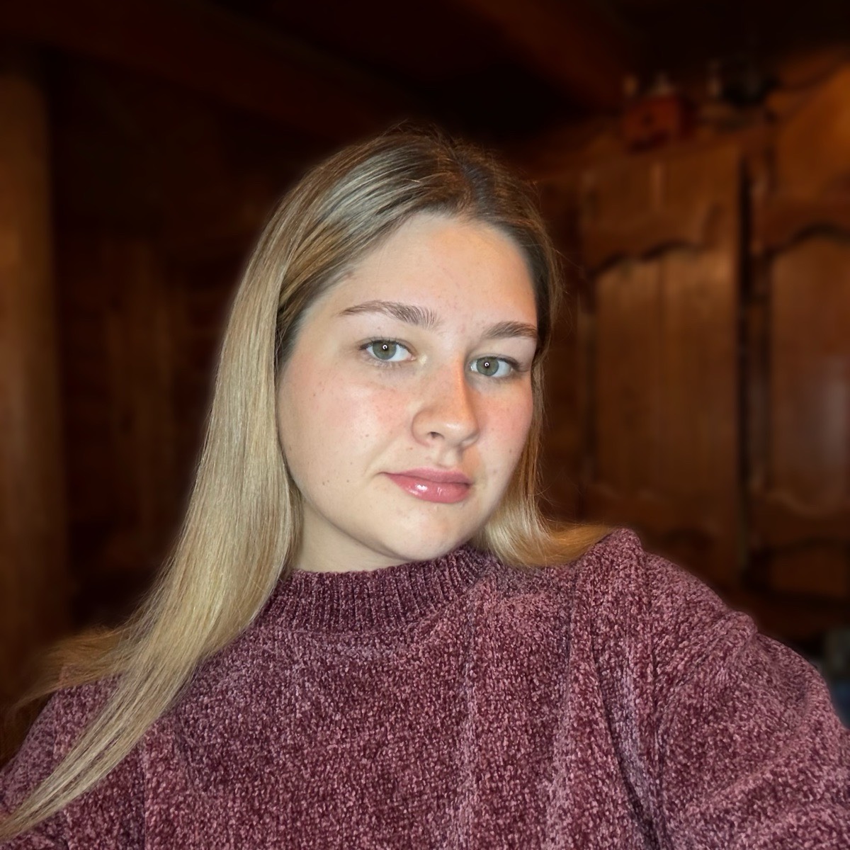 Арина Корсакова | Сетка — социальная сеть от hh.ru